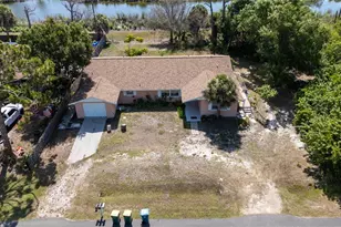 1825 Shadow Ln, Englewood, FL 34224 - Photo 2