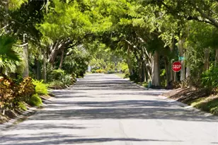 51 Golf View Dr, Englewood, FL 34223 - Photo 28