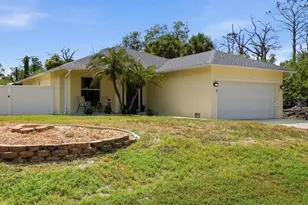 1006 Rhinelander St, Port Charlotte, FL 33953 - Photo 2