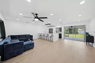 2506 Lakeshore Cir, Port Charlotte, FL 33952 - Photo 2