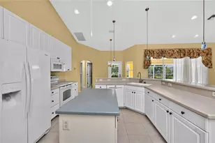 225 Fairway Rd, Rotonda West, FL 33947 - Photo 16
