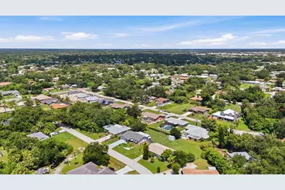 1042 Malay Terrace NW, Port Charlotte, FL 33948 - Photo 42