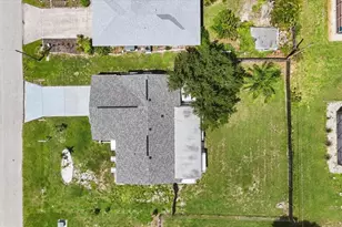 1042 Malay Terrace NW, Port Charlotte, FL 33948 - Photo 36