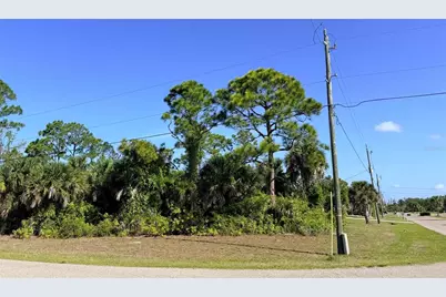 118 David Boulevard, Rotonda West, FL 33947 - Photo 2