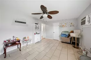 658 Via Cala, Englewood, FL 34224 - Photo 12