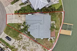 16115 4th St E, Redington Beach, FL 33708 - Photo 4