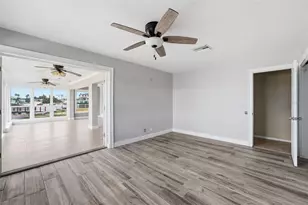 16115 4th St E, Redington Beach, FL 33708 - Photo 32