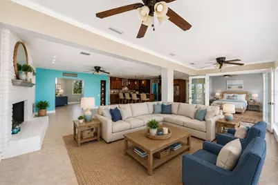 16115 4th Street E, Redington Beach, FL 33708 - Photo 14