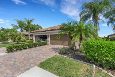 6619 Candlestick Drive, Bradenton, FL 34212 - Photo 2
