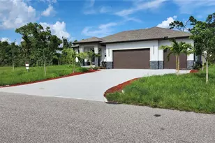 47 Brig Cir E, Placida, FL 33946 - Photo 16