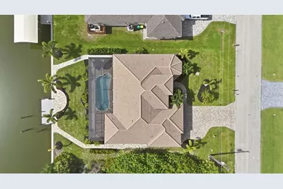 8330 Tracy Circle, Port Charlotte, FL 33981 - Photo 40