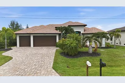 8330 Tracy Circle, Port Charlotte, FL 33981 - Photo 4