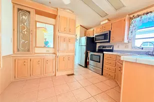2215 73rd Street E, Palmetto, FL 34221 - Photo 8