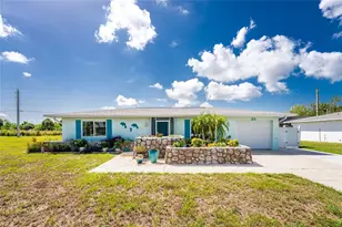 23 Annapolis Ln, Rotonda West, FL 33947 - Photo 2