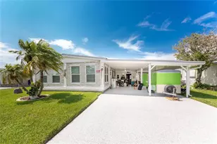 624 Blackburn Blvd, North Port, FL 34287 - Photo 2