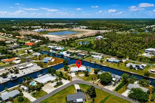 898 E 6th St, Englewood, FL 34223 - Photo 2