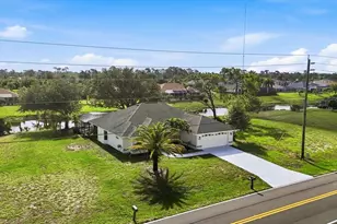 801 Rotonda Cir, Rotonda West, FL 33947 - Photo 40