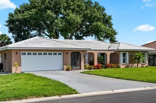 107 Corot Dr, Nokomis, FL 34275 - Photo 2