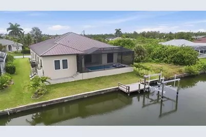 9222 Rosebud Circle, Port Charlotte, FL 33981 - Photo 30