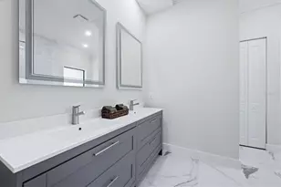 9222 Rosebud Cir, Port Charlotte, FL 33981 - Photo 14