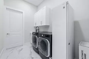 9222 Rosebud Cir, Port Charlotte, FL 33981 - Photo 20