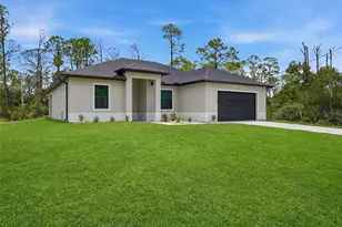 1113 Sherwin St, Port Charlotte, FL 33953 - Photo 2
