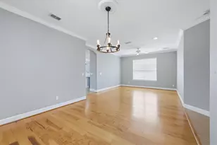 20252 Pezzana Dr, Venice, FL 34292 - Photo 12