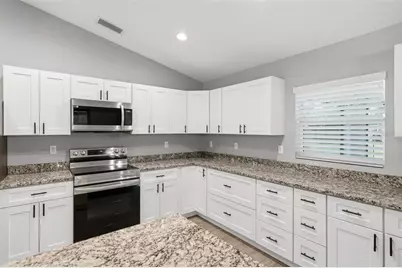 19035 Wilton Avenue, Port Charlotte, FL 33954 - Photo 4