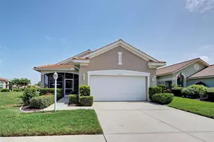 5011 Seagrass Dr, Venice, FL 34293 - Photo 2