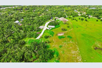 S Moon Drive, Venice, FL 34292 - Photo 10
