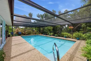 383 E Wentworth Cir, Englewood, FL 34223 - Photo 36