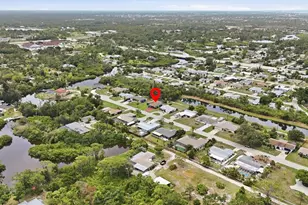 383 E Wentworth Cir, Englewood, FL 34223 - Photo 4