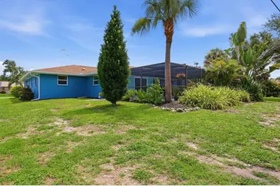 383 E Wentworth Circle, Englewood, FL 34223 - Photo 38