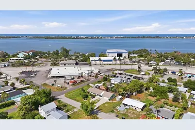 898 S Broadway, Englewood, FL 34223 - Photo 2