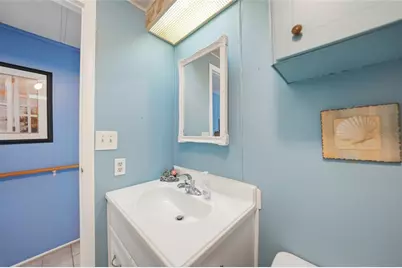 195 S Fiji Circle, Englewood, FL 34223 - Photo 14