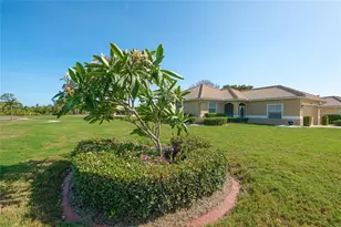 6700 Greenview Ln, Englewood, FL 34224 - Photo 4