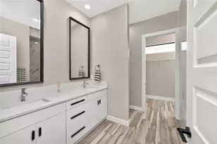 253 Long Meadow Ln, Rotonda West, FL 33947 - Photo 32