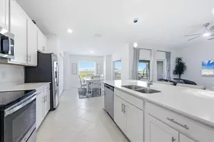 12580 Galapagos Ct, Venice, FL 34293 - Photo 8