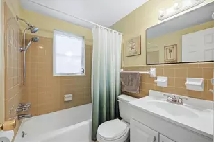 630 E Seminole Dr, Venice, FL 34293 - Photo 22
