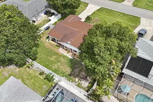630 E Seminole Dr, Venice, FL 34293 - Photo 36
