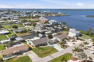 1925 Oregon Trail, Englewood, FL 34224 - Photo 2