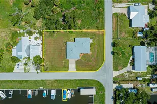 8152 Seashell St, Englewood, FL 34224 - Photo 4