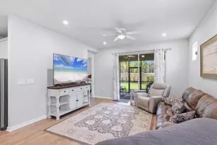 20411 Symphony Pl, Venice, FL 34293 - Photo 10