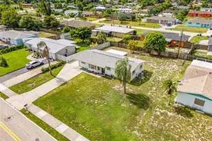 18186 Iris Rd, Fort Myers, FL 33967 - Photo 30