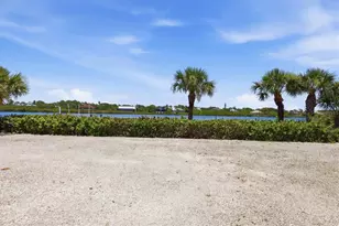 721 N Manasota Key Rd, Englewood, FL 34223 - Photo 42