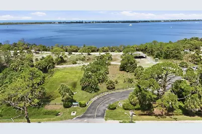 911 Gasparilla Boulevard, Englewood, FL 34223 - Photo 52