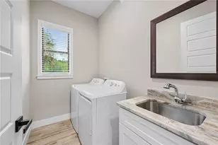 139 Sunset Rd, Rotonda West, FL 33947 - Photo 20