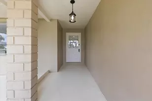 267 Annapolis Ln, Rotonda West, FL 33947 - Photo 4