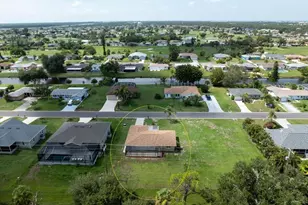 267 Annapolis Ln, Rotonda West, FL 33947 - Photo 40