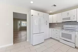 267 Annapolis Ln, Rotonda West, FL 33947 - Photo 16